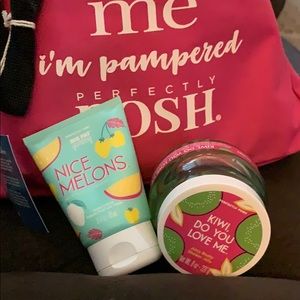 Nice melons and kiwi, do you love me bundle!